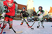 Eiszeit Erding: zum Auftakt am 17.11.2017 machten auch die Laufkids der Erding Gladiators auf der Eisfläche ein Probetraining (©Fito: Martin Schmitz)